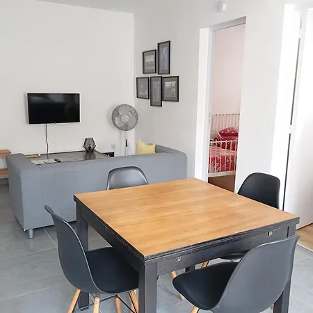 Apartmán La Petite Florentine Saint-Florent-le-Vieil
